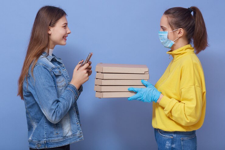Food Delivery Near Me vs. Takeout: Which Is the Better Option for You?